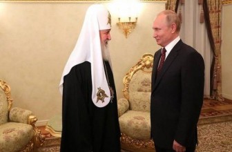 Путин поздравил патриарха Кирилла с днём тезоименитства